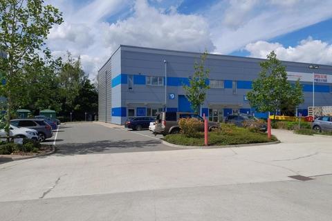 Warehouse to rent, Unit 9 Hall Ave Ashford TN24 0AA