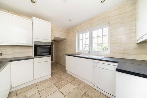 undefined, Gibsons Hill, London SW16