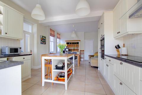 undefined, Cyncoed Road, Cyncoed, Cardiff