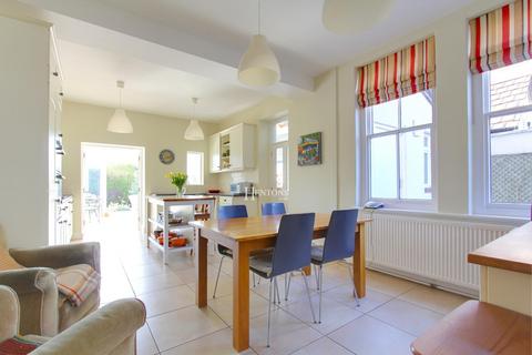 undefined, Cyncoed Road, Cyncoed, Cardiff