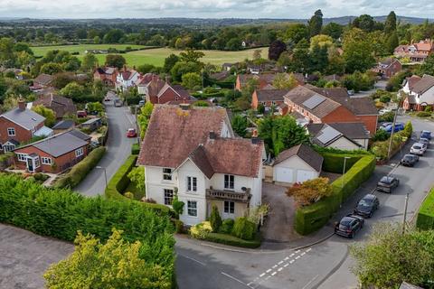 undefined, Stone Drive, Stone Hall Stone Drive, WR13