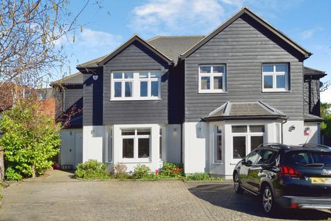 3 bedroom semi-detached house for sale, Postern Green, Enfield, EN2