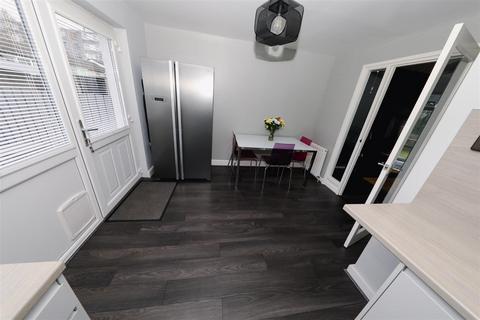 3 bedroom terraced house for sale, Waverley Drive, Glenrothes