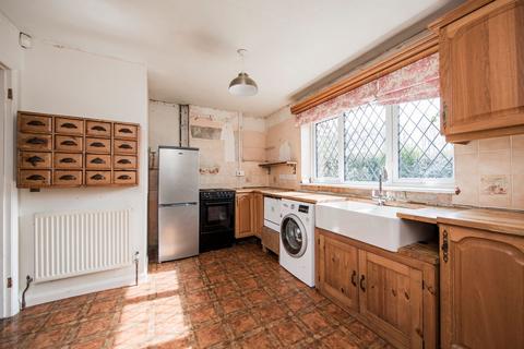 undefined, Downsview, Heathfield