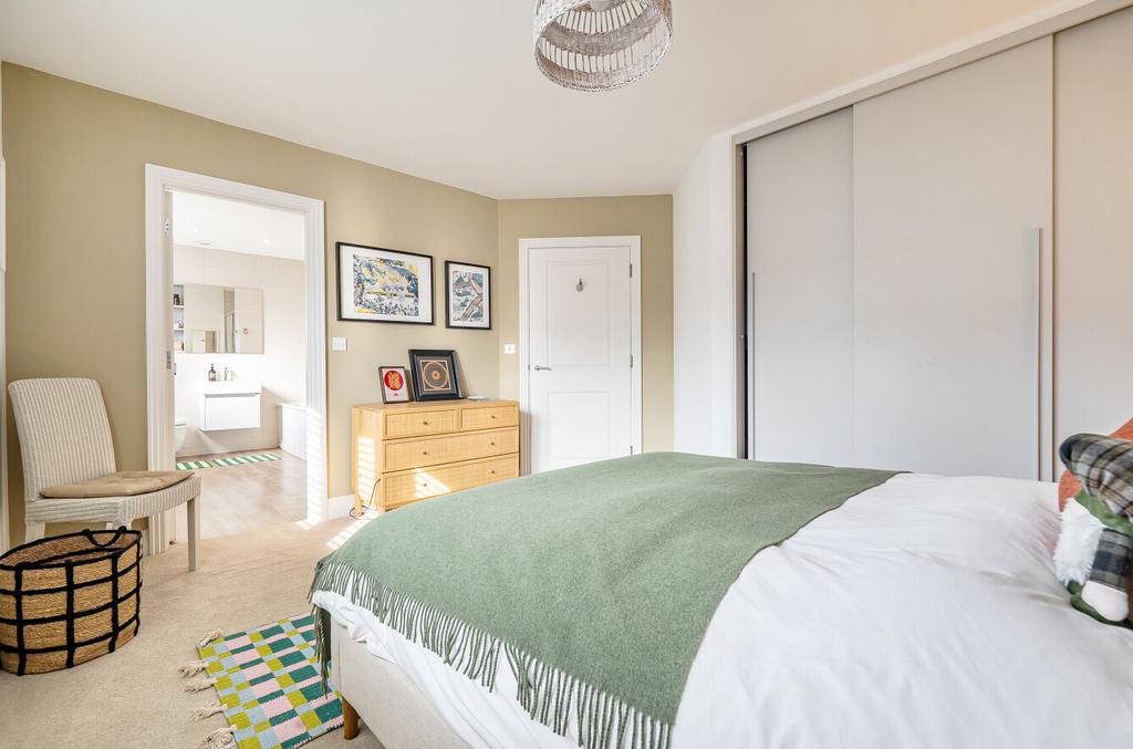 1428729-19-69c160...