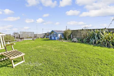 3 bedroom detached house for sale, Dymchurch Road, New Romney TN28