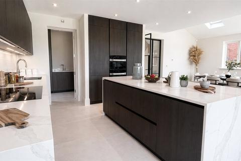 4 bedroom detached house for sale, High House Farm, Stapleford Road, Stapleford Abbotts, Romford, RM4