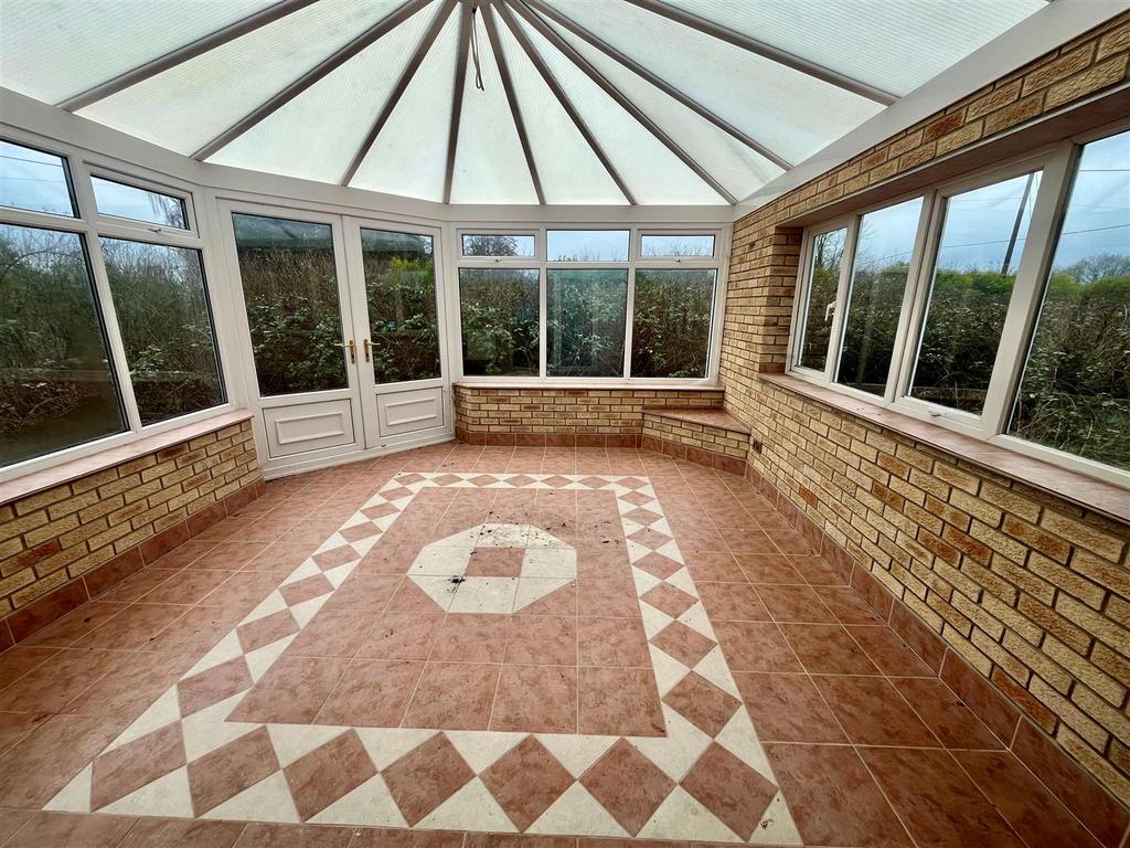 Conservatory Internal.jpg