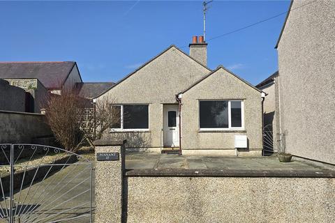 3 bedroom bungalow for sale, High Terrace, Holyhead, Isle of Anglesey, LL65