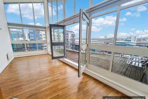 2 bedroom flat to rent, Plumptre Street, Lexington Place, NG1