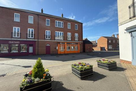 Hampden Square, Aylesbury