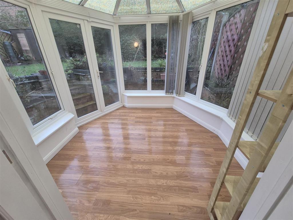 18 - conservatory.jpg