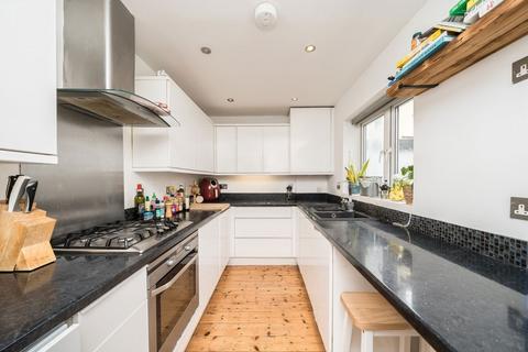 3 bedroom terraced house for sale, Hereward Road, London SW17