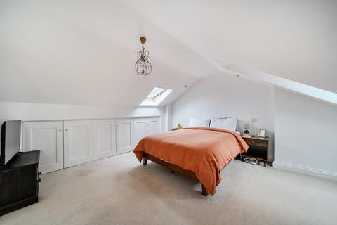 3 bedroom flat for sale, Jasper Road, Crystal Palace, London, SE19