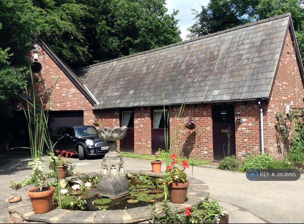 The Cottage, Peaceful Village-Edge Location