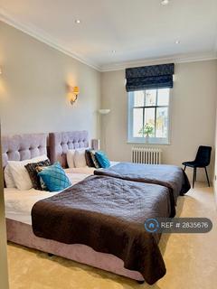 3 bedroom flat to rent, Queens Gate Terrace, London, SW7