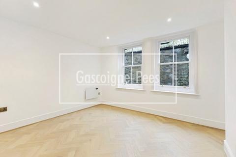 undefined, High Street, Epsom, KT19