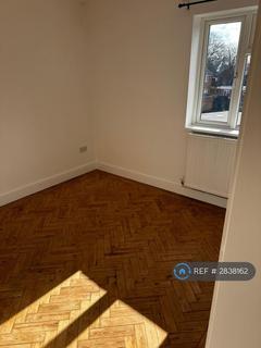 3 bedroom semi-detached house to rent, Shale St, Bilston, WV14