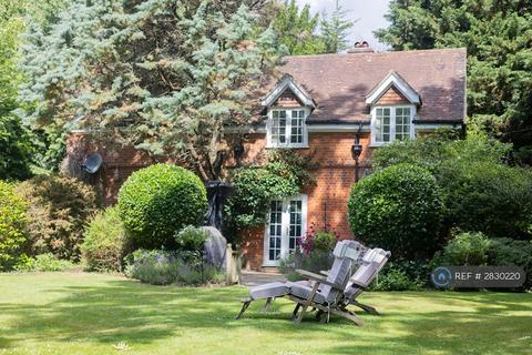 undefined, Bath Road, Knowl Hill, Reading, RG10