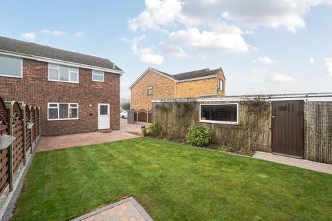 undefined, Myrtle Avenue, Selby