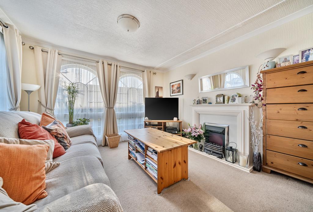 1432372-7-69bc304...