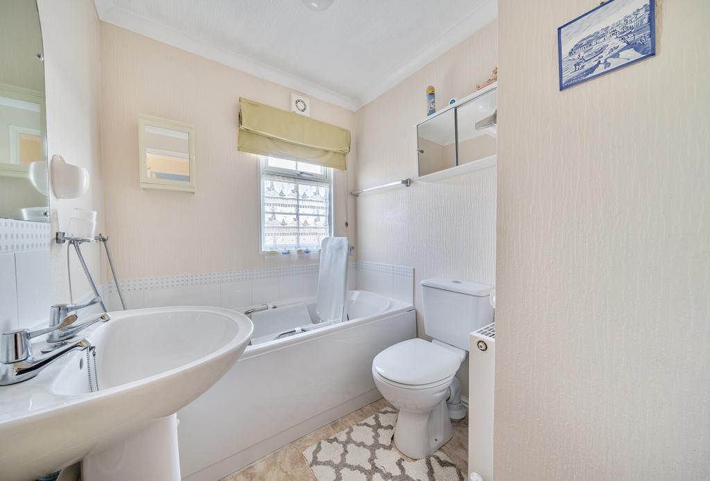 1432372-14-69bc33...