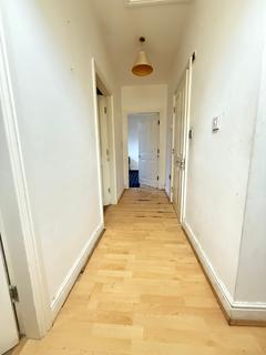 2 bedroom flat to rent, Cheetham Hill Road, Manchester M8