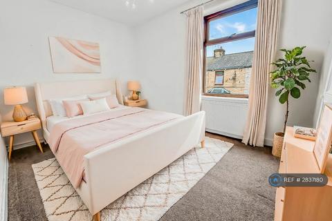 3 bedroom terraced house to rent, Haven St, Burnley, BB10