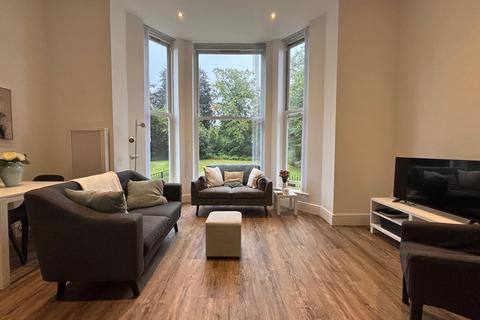 2 bedroom flat to rent, Park Avenue, Liverpool