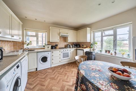 undefined, St. James's Avenue, Beckenham, BR3