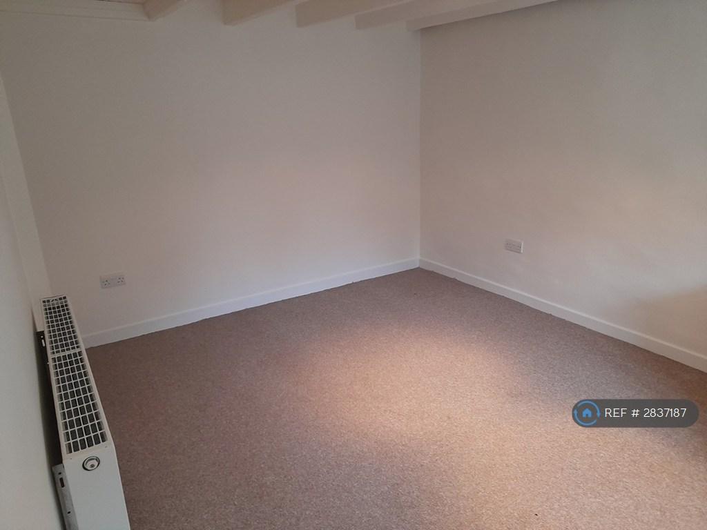 Large Double Bedroom