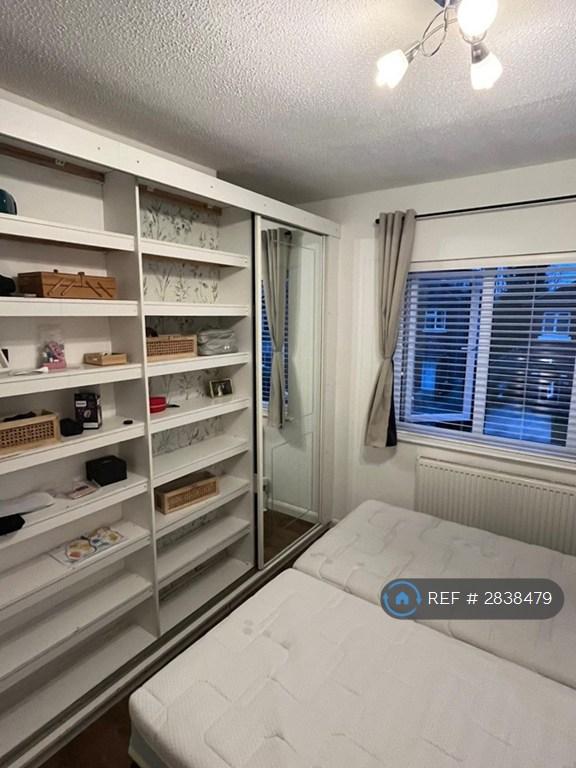 Mater Bedroom