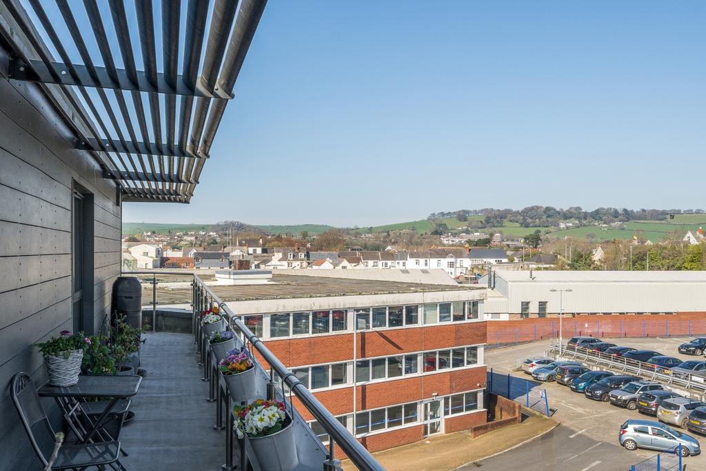 1429298-11-69bc1128d31a1