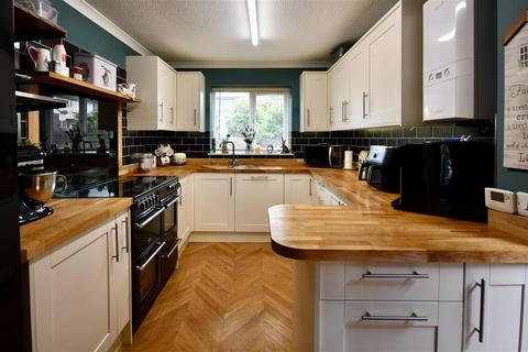 undefined, Four Acre Mead, Bishops Lydeard