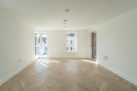 2 bedroom flat for sale, The Northcote, Northcote Road, London, SW11