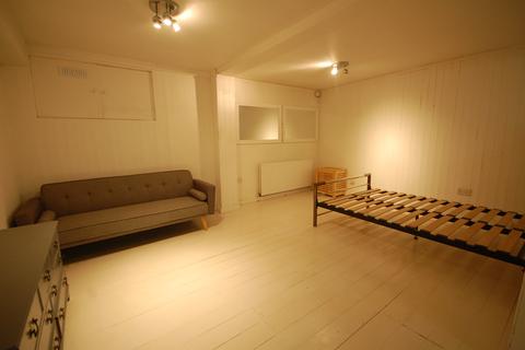 undefined, Chiswick High Road, London W4