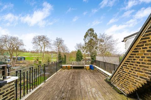 3 bedroom flat for sale, Savernake Road, South End Green, London, NW3