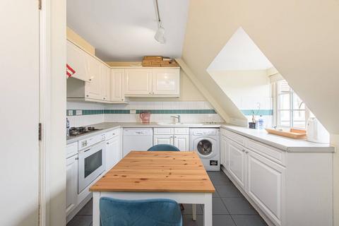 1 bedroom flat to rent, Heathview Court, Hampstead Garden Suburb, London, NW11