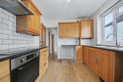 2 bedroom detached bungalow for sale, Tewkesbury Avenue, Fareham PO15