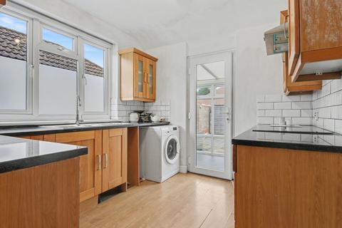 2 bedroom detached bungalow for sale, Tewkesbury Avenue, Fareham PO15