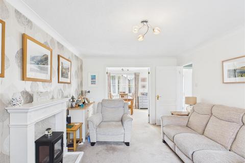 4 bedroom detached house for sale, St. James Close, Harvington, Evesham