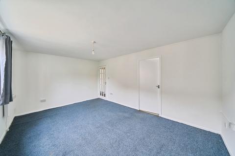 undefined, Thant Close, London, E10