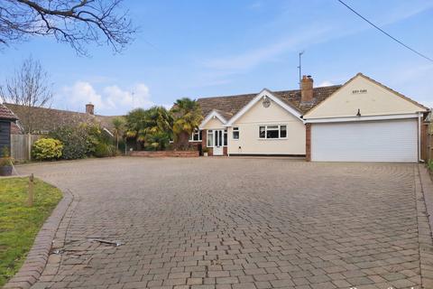 undefined, Moor Hall Lane, Danbury, CM3