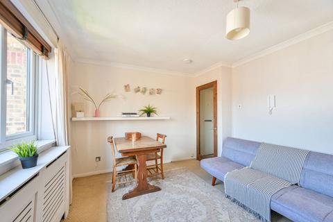 1 bedroom flat for sale, Trenmar Gardens, Kensal Green, London, NW10