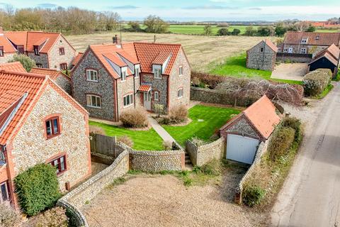 undefined, Holt Road, Field Dalling