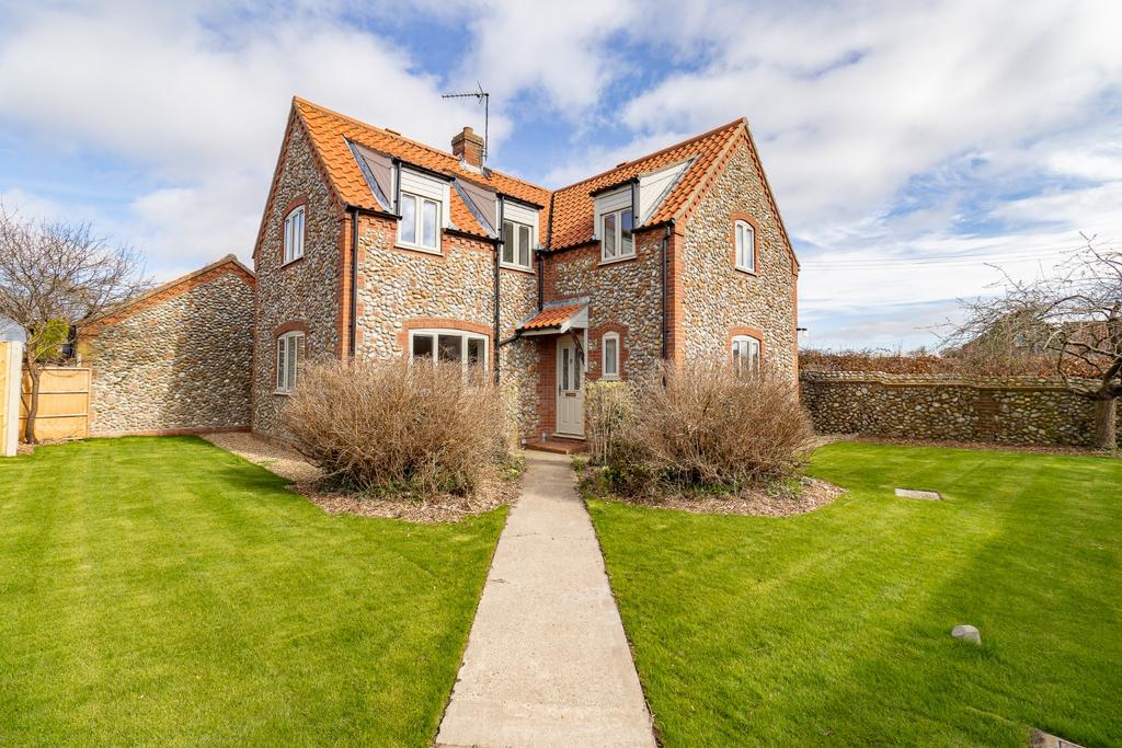 3 bedroom detached house to rent