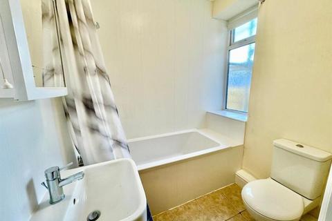 undefined, Gwenfor, Llanrwst LL26