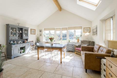 3 bedroom detached house for sale, Long Street Road, Hanslope, Milton Keynes,, MK19