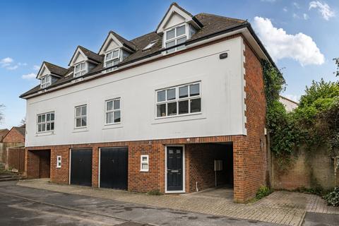 3 bedroom terraced house for sale, Headley Close, Alresford, Hampshire, SO24