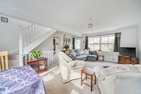 3 bedroom terraced house for sale, Headley Close, Alresford, Hampshire, SO24